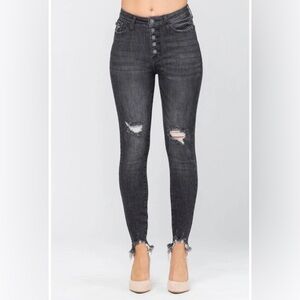 NWT Judy Blue Lani Distressed Skinny Jeans Size 9/29 Black